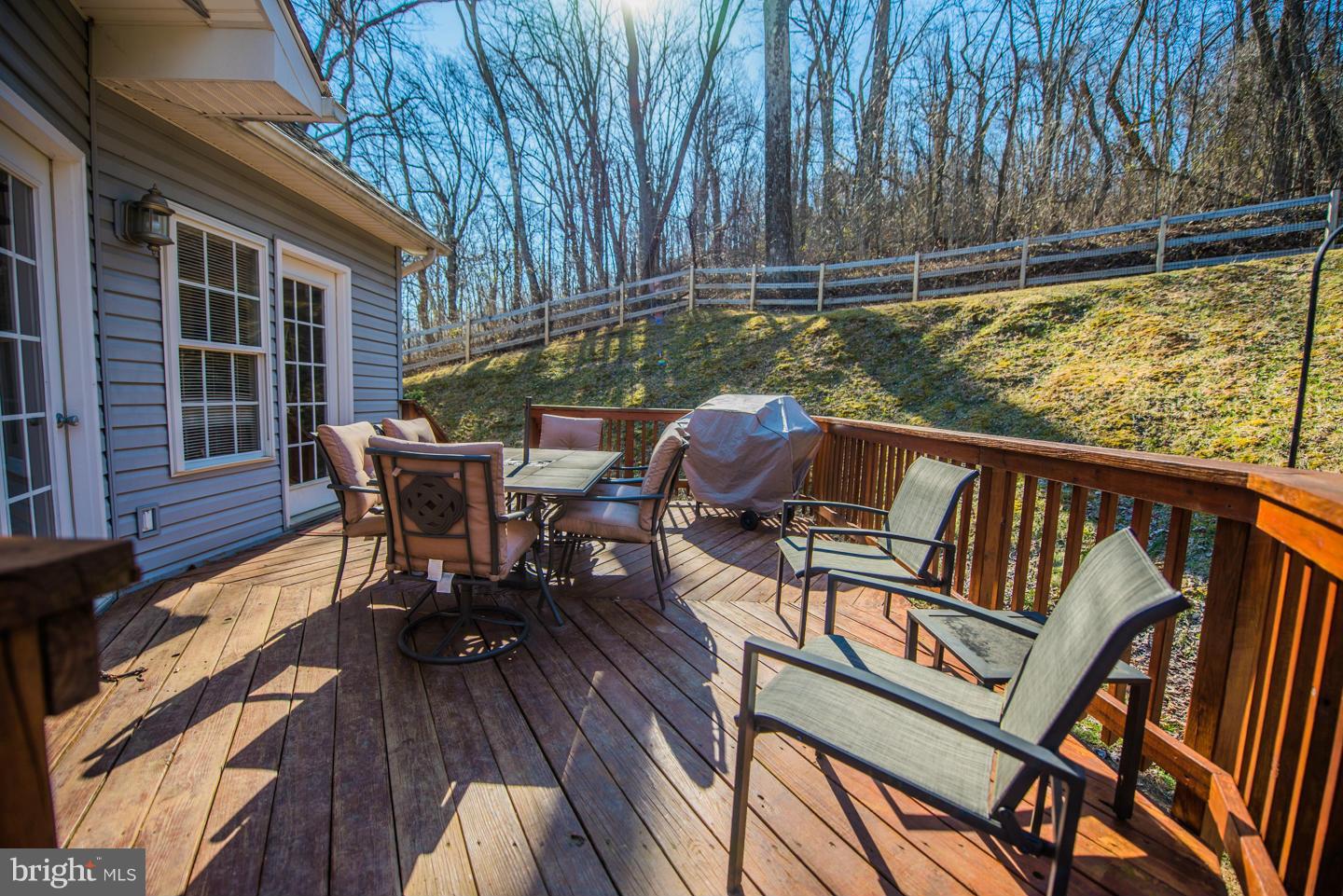 619 Mountain Heights Road Front Royal, VA 22630 - Photo 28 of 30 Exterior (Rear)