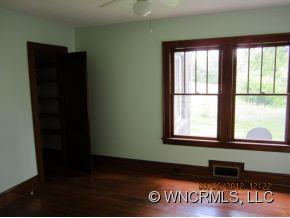 70 Noble Road Fairview, NC 28730 - Photo 14 of 22 Gallery Image 14
