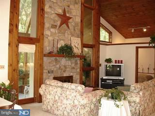 330 Rock Raymond Road Downingtown, PA 19335 - Photo 3 of 6 Gallery Image 3