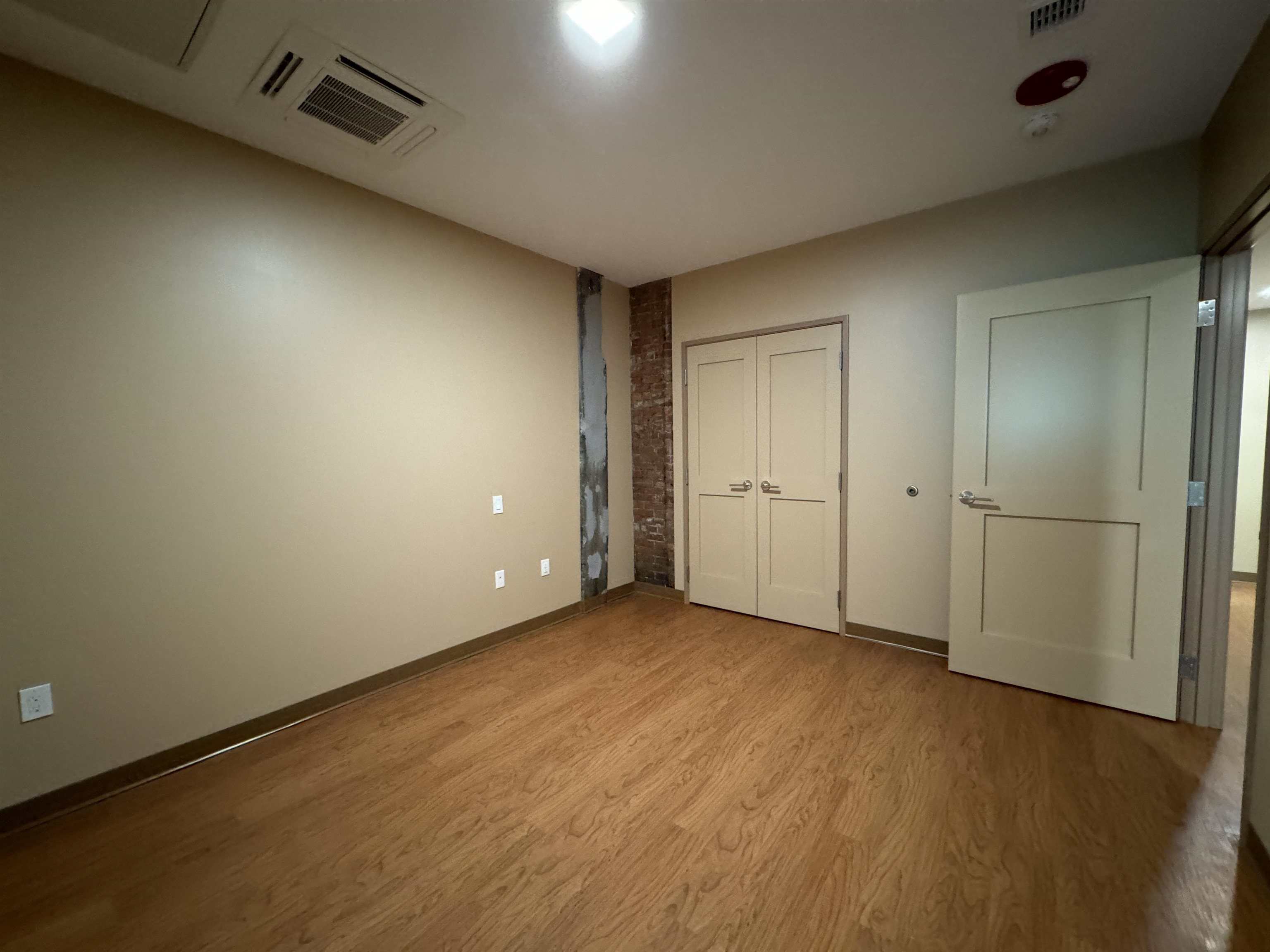 83 Hanover Street, Unit 202 Manchester, NH 03101 - Photo 21 of 41