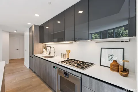 $1,795,000 | 201 Folsom Street, Unit 3G, San Francisco, CA 94105
