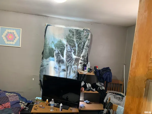 $62,500 | 401 West 3rd Avenue, Monmouth, IL 61462