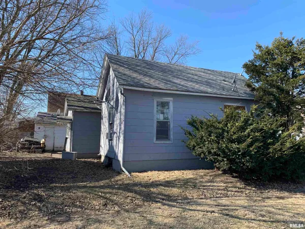 $62,500 | 401 West 3rd Avenue, Monmouth, IL 61462