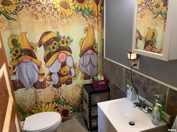 $62,500 | 401 West 3rd Avenue, Monmouth, IL 61462