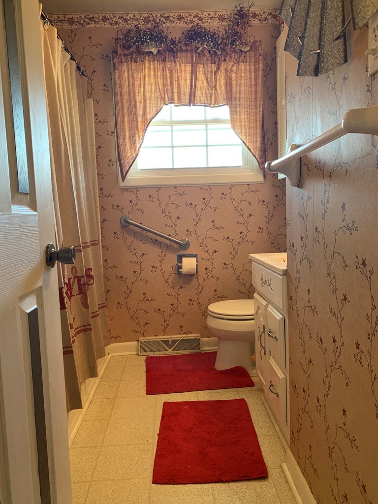8114 Philpott Road South Boston, VA 24592 - Photo 29 of 69 Gallery Image 29