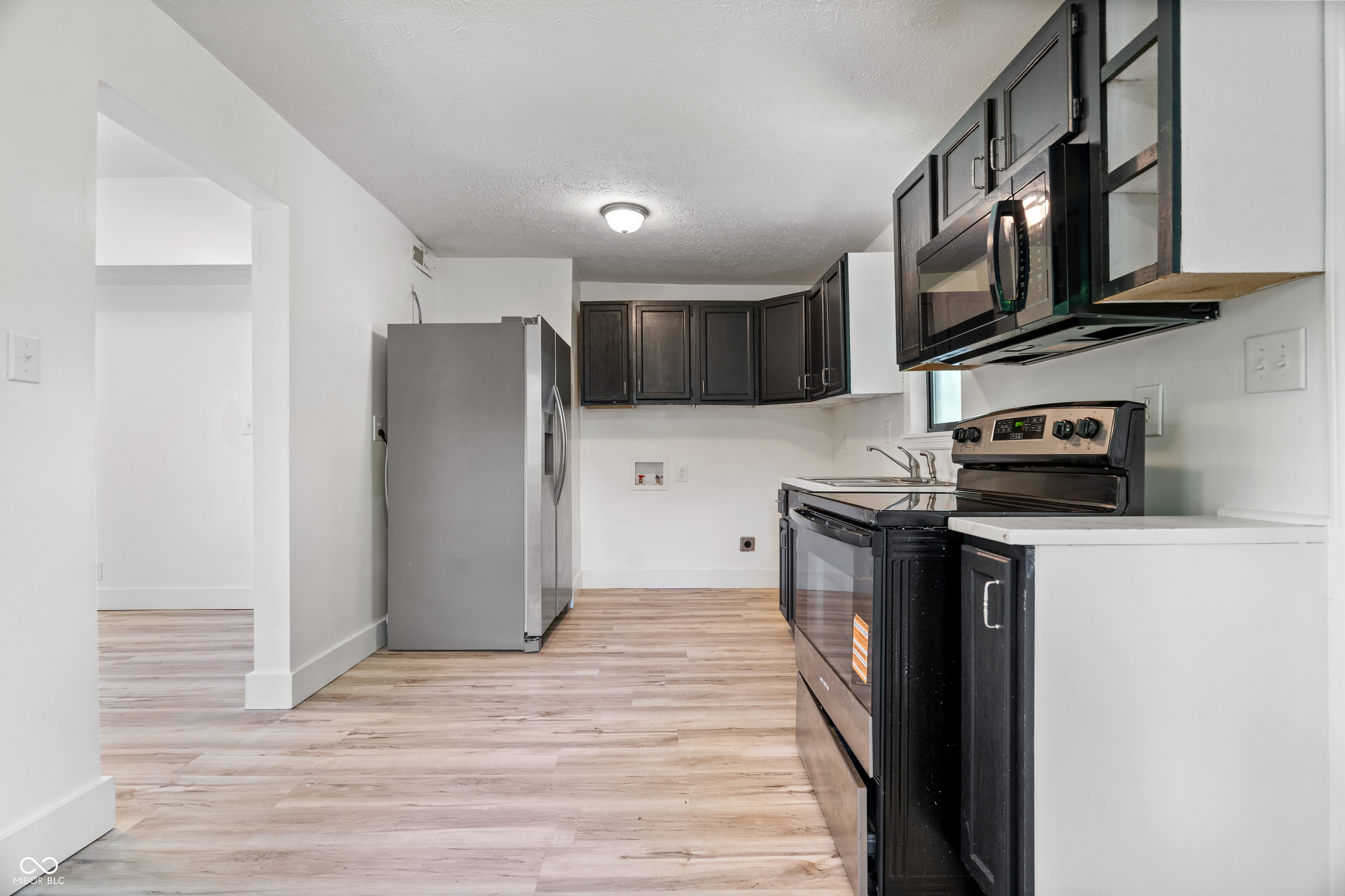 1512 Locust Street Anderson, IN 46016 - Photo 7 of 22