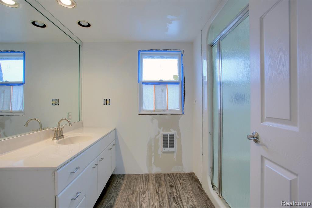 46070 Edgewater Street Chesterfield, MI 48047 - Photo 51 of 65