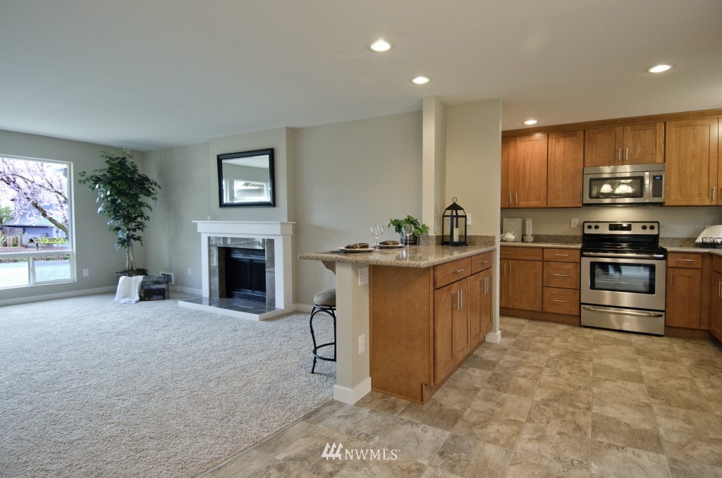 1225 225th Place Southwest Bothell, WA 98021 - Photo 4 of 12