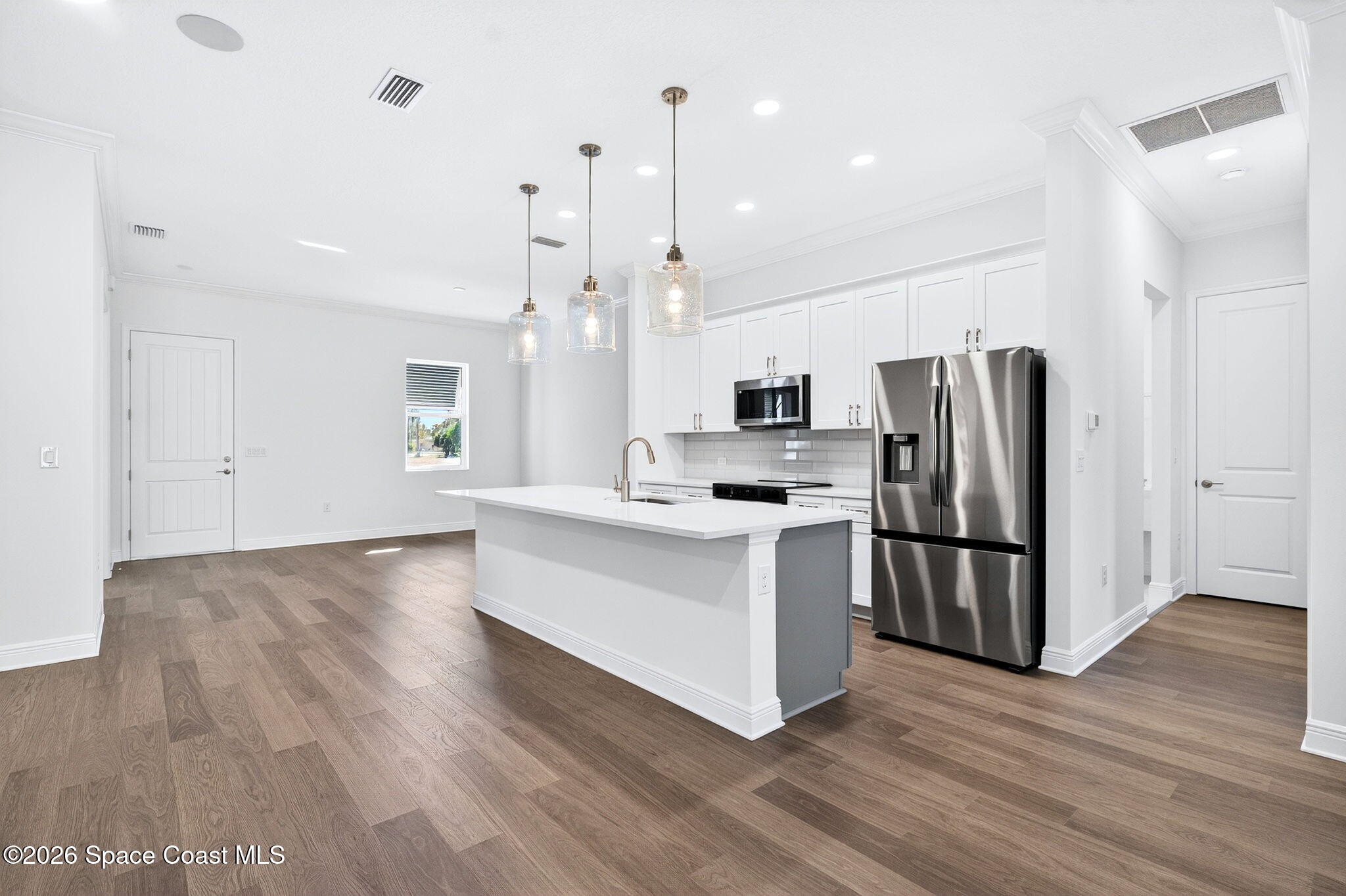 7480 Sheridan Road West Melbourne, FL 32904 - Photo 7 of 32 Kitchen & Dining