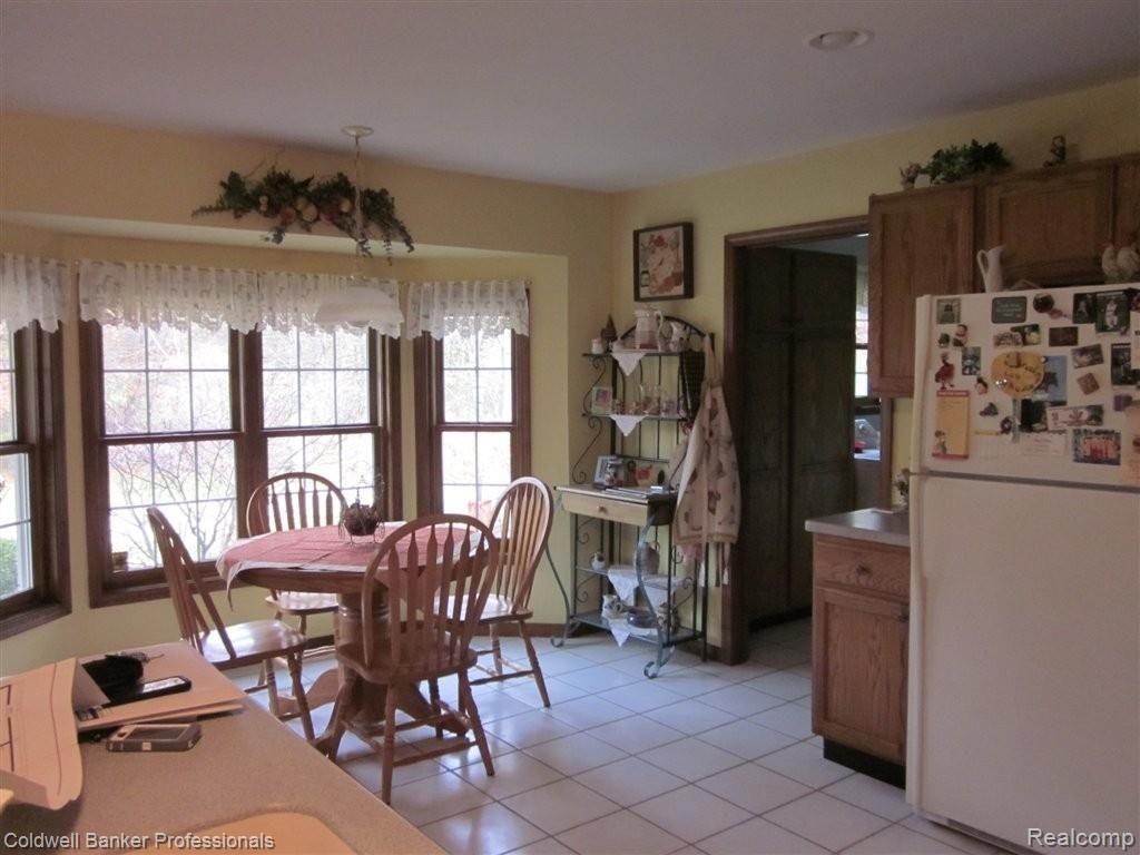 8335 Kier Road Clarkston, MI 48348 - Photo 13 of 42 Bayview Window