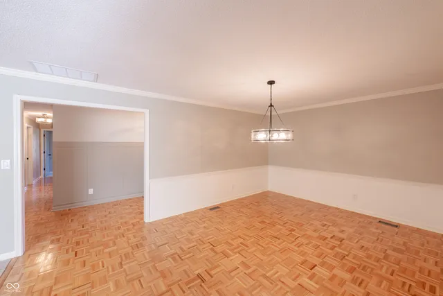 $442,500 | 12482 Charing Cross Road, Carmel, IN 46033