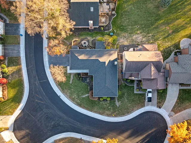 $442,500 | 12482 Charing Cross Road, Carmel, IN 46033