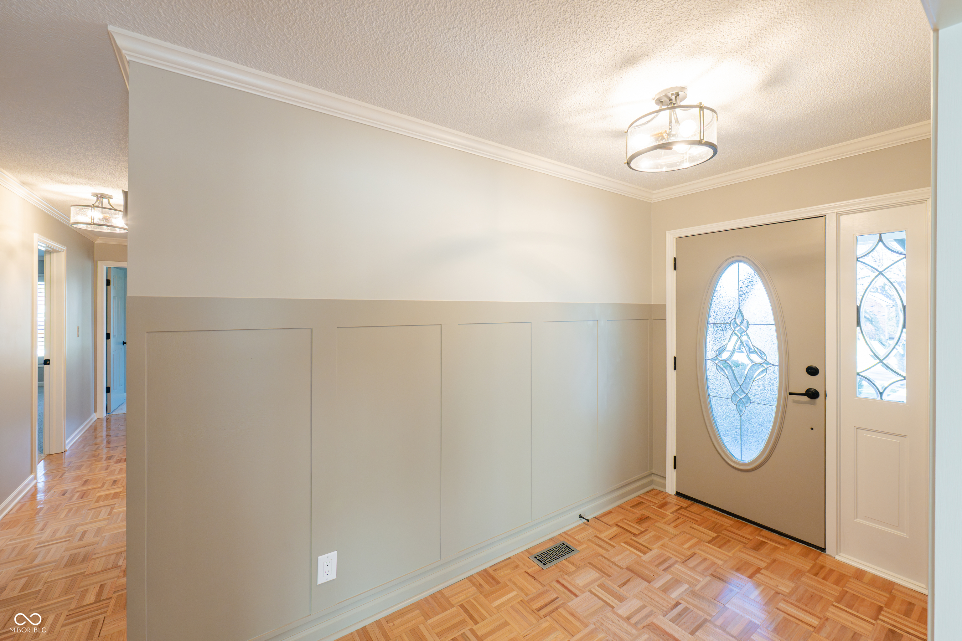 12482 Charing Cross Road Carmel, IN 46033 - Photo 5 of 48