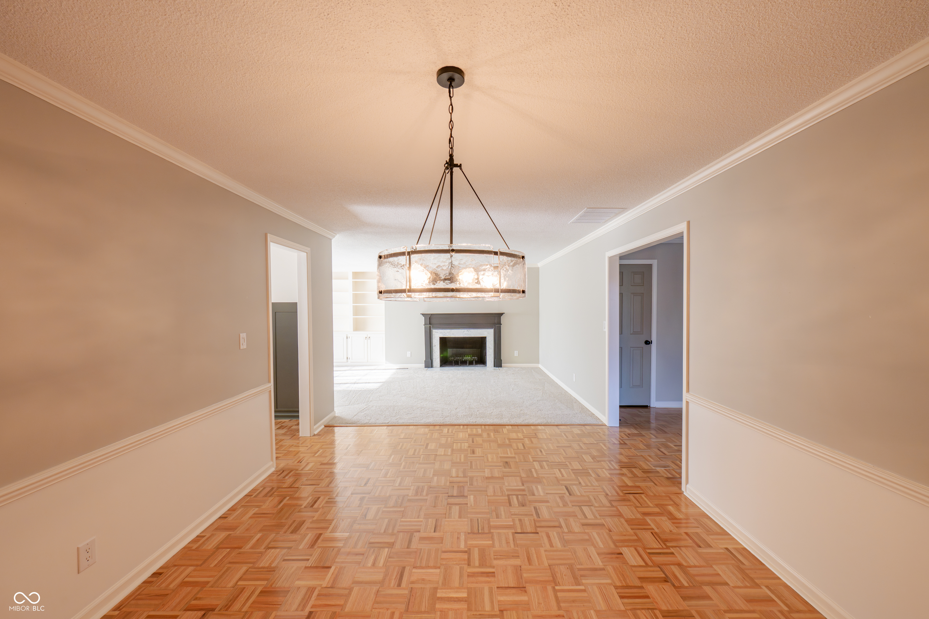 12482 Charing Cross Road Carmel, IN 46033 - Photo 7 of 48