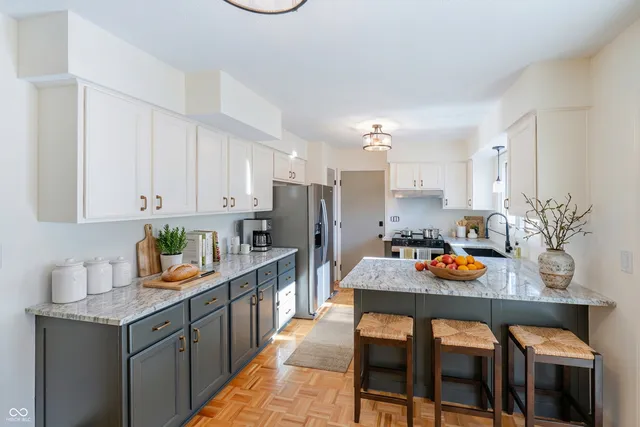 $442,500 | 12482 Charing Cross Road, Carmel, IN 46033