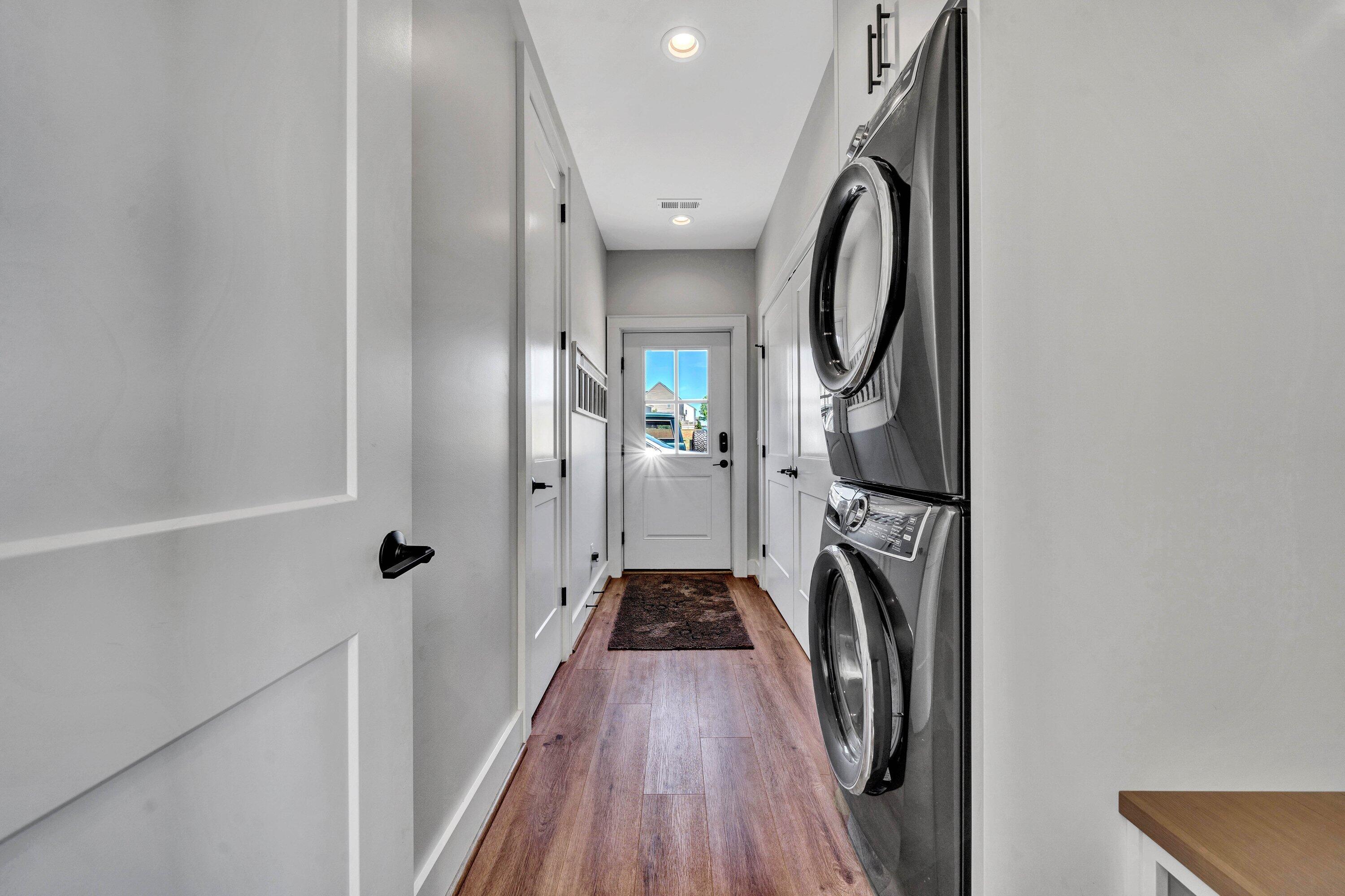 400 Nursery Road Boones Mill, VA 24065 - Photo 29 of 39 Laundry/Mud Room