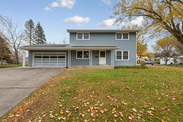 $272,500 | 453 11th Street Southwest, Faribault, MN 55021