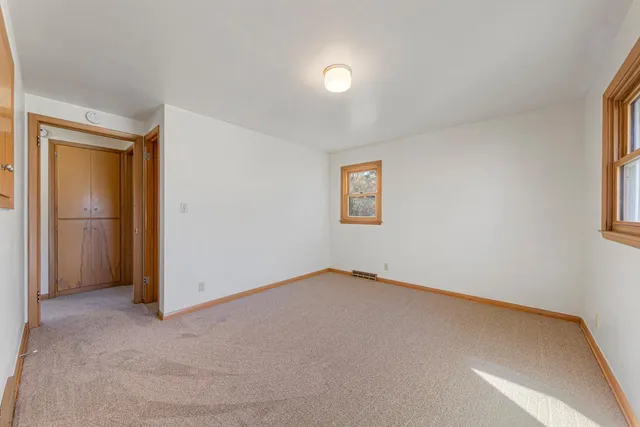 $285,000 | 453 11th Street Southwest, Faribault, MN 55021