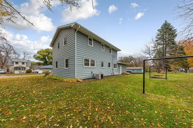 $285,000 | 453 11th Street Southwest, Faribault, MN 55021