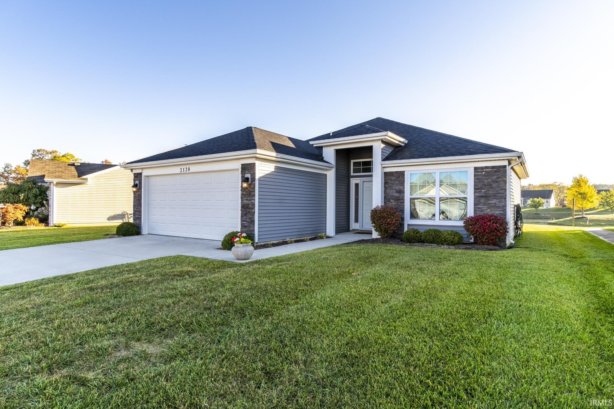 2120 Cedar Ridge Cove Fort Wayne, IN 46818 - Photo 1 of 33 Gallery Image 1