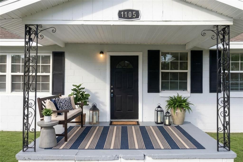 1105 West Nassau Street Tampa, FL 33607 - Photo 2 of 22 a view of outdoor space and porch
