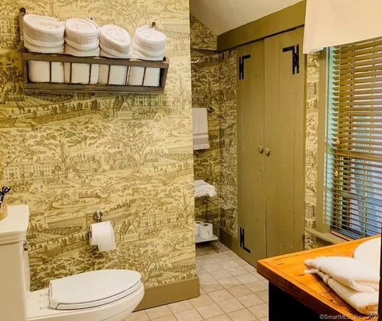 $3,900 | 198 Ramapoo Road, Unit A, Ridgefield, CT 06877