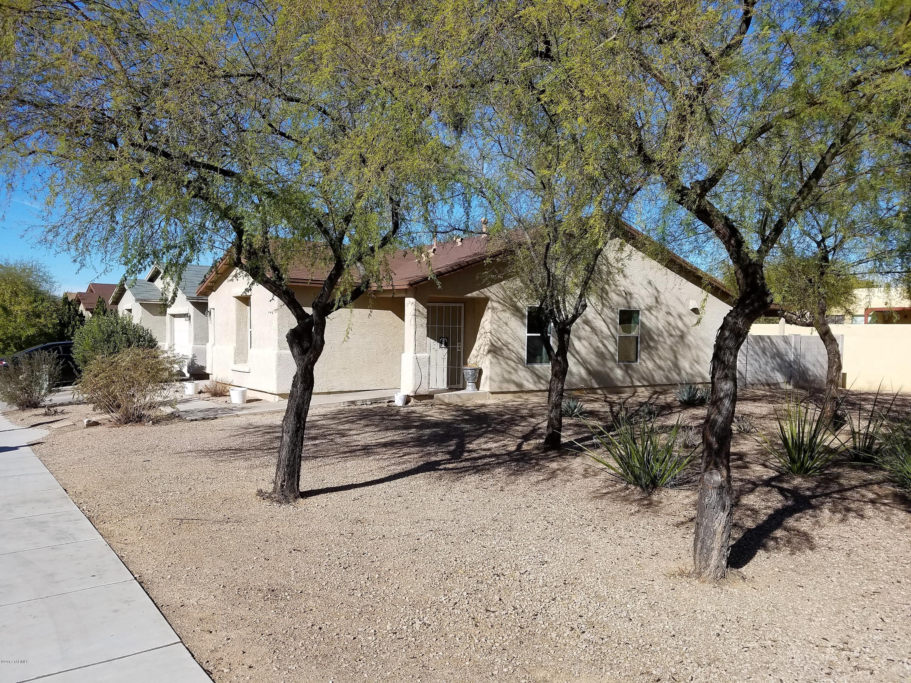 3140 West Treece Way Tucson, AZ 85742 - Photo 2 of 35