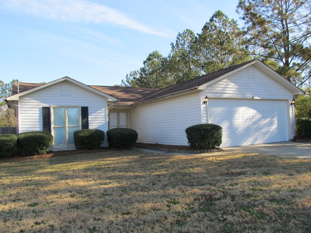 654 Moye Road Columbus, GA 31907 - Photo 4 of 37 Front side