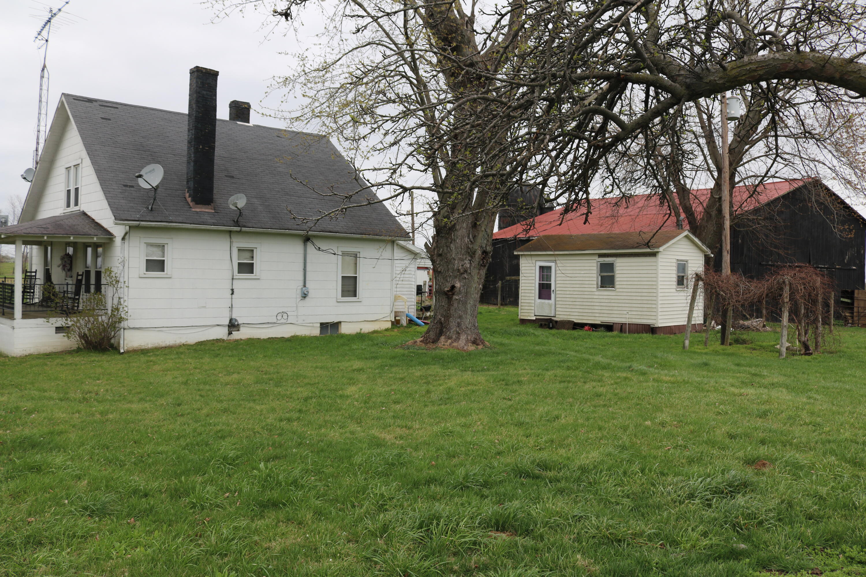 5807 Moorefield Road Carlisle, KY 40311 - Photo 8 of 60 IMG_2988
