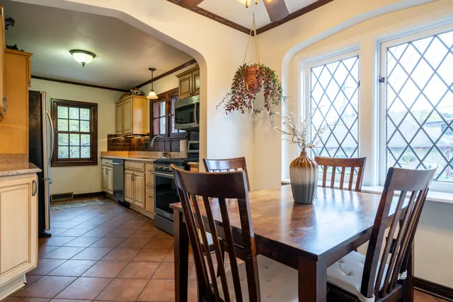 $650,000 | 6110 Washington Circle, Wauwatosa, WI 53213