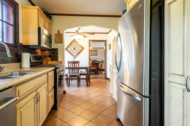 $650,000 | 6110 Washington Circle, Wauwatosa, WI 53213