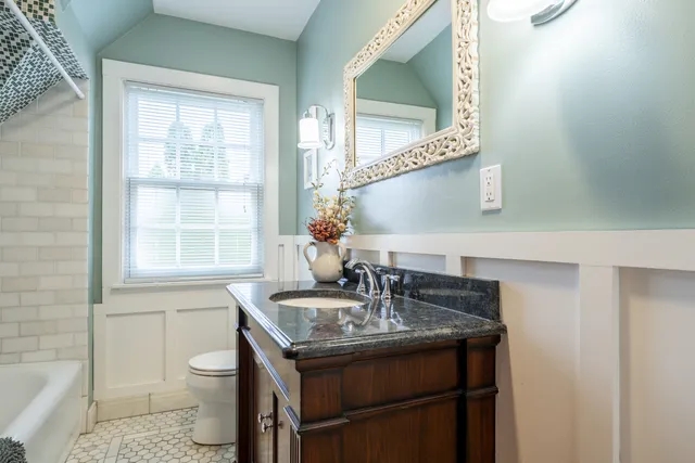 $650,000 | 6110 Washington Circle, Wauwatosa, WI 53213