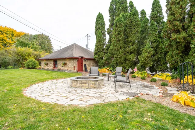 $650,000 | 6110 Washington Circle, Wauwatosa, WI 53213