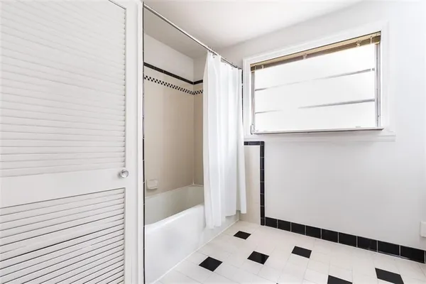 $3,950 | 132 Garden Lane, Decatur, GA 30030