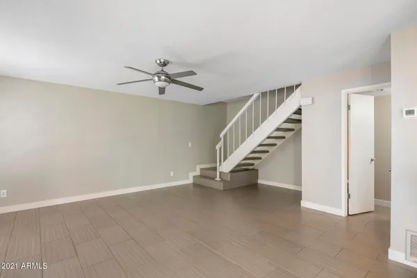 $1,650 | 13238 North 3rd Place, Phoenix, AZ 85022