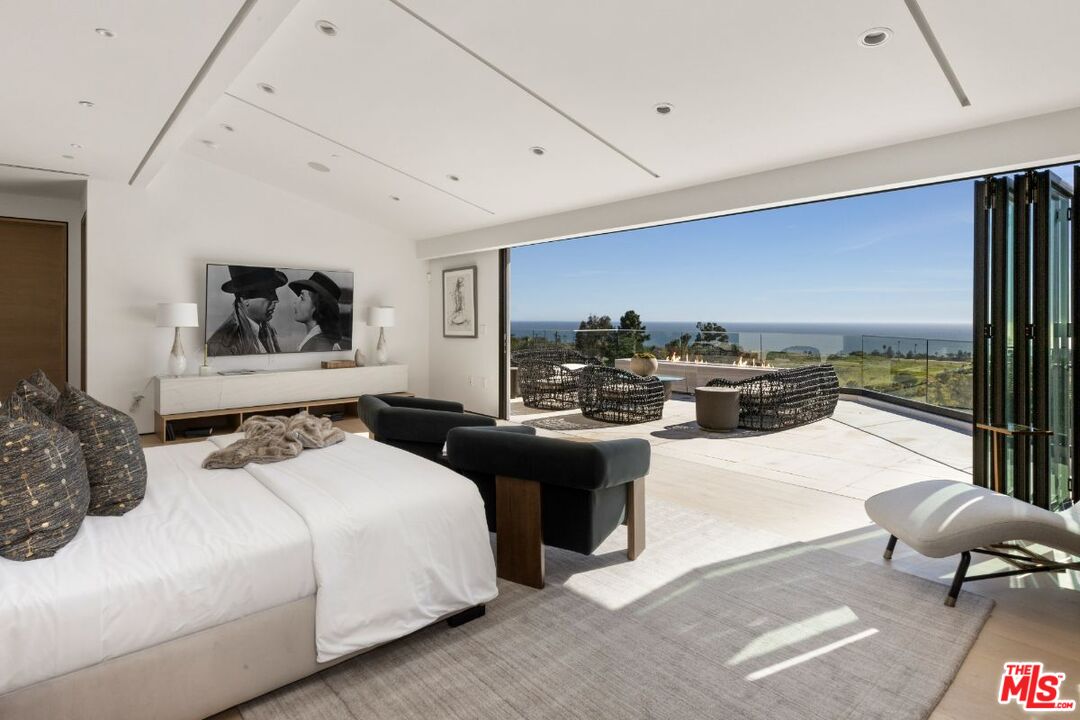 29600 Harvester Road Malibu, CA 90265 - Photo 11 of 26