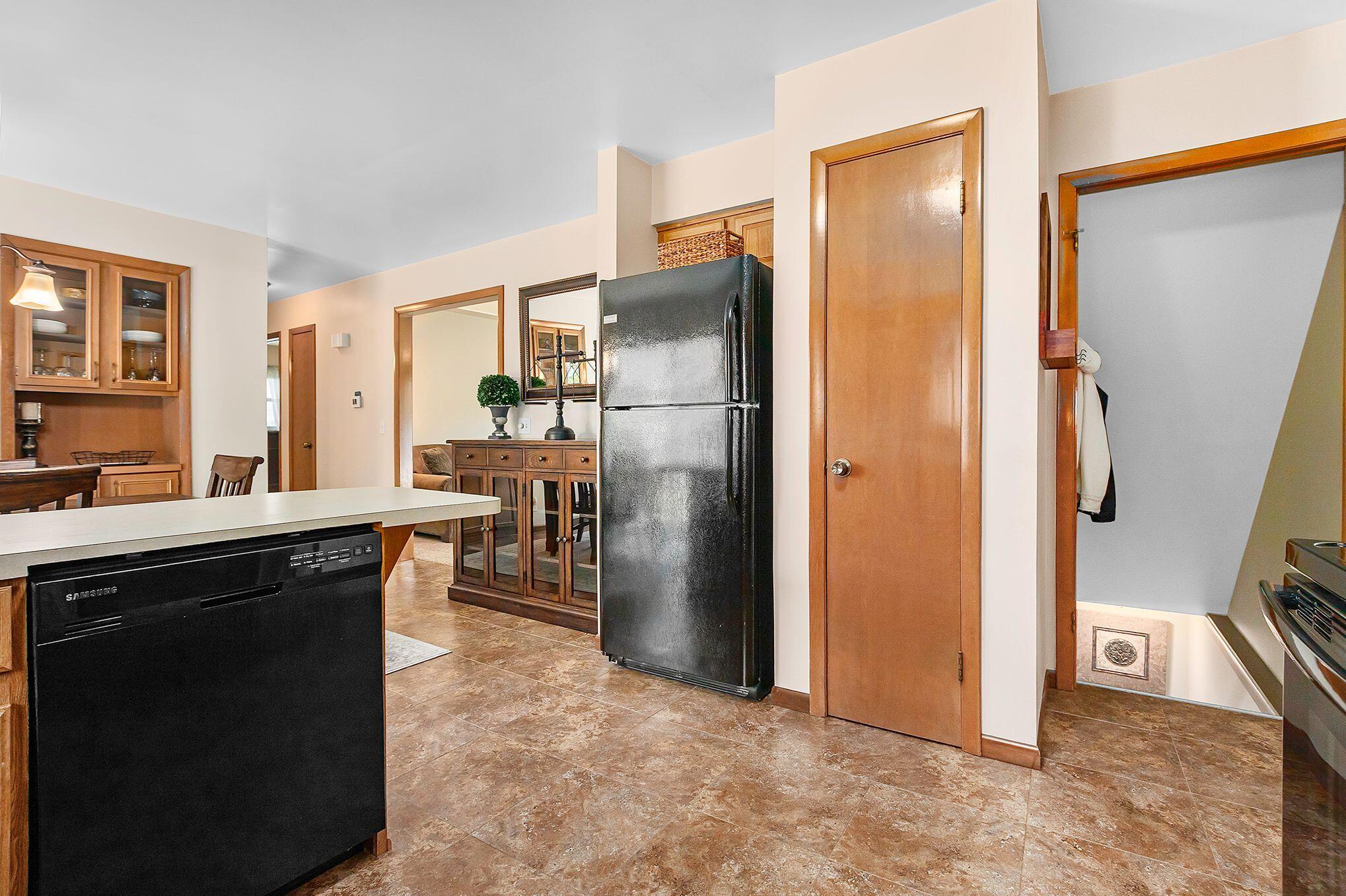 1467 Colonial Road Roosevelt Park, MI 49441 - Photo 12 of 41 1467 11