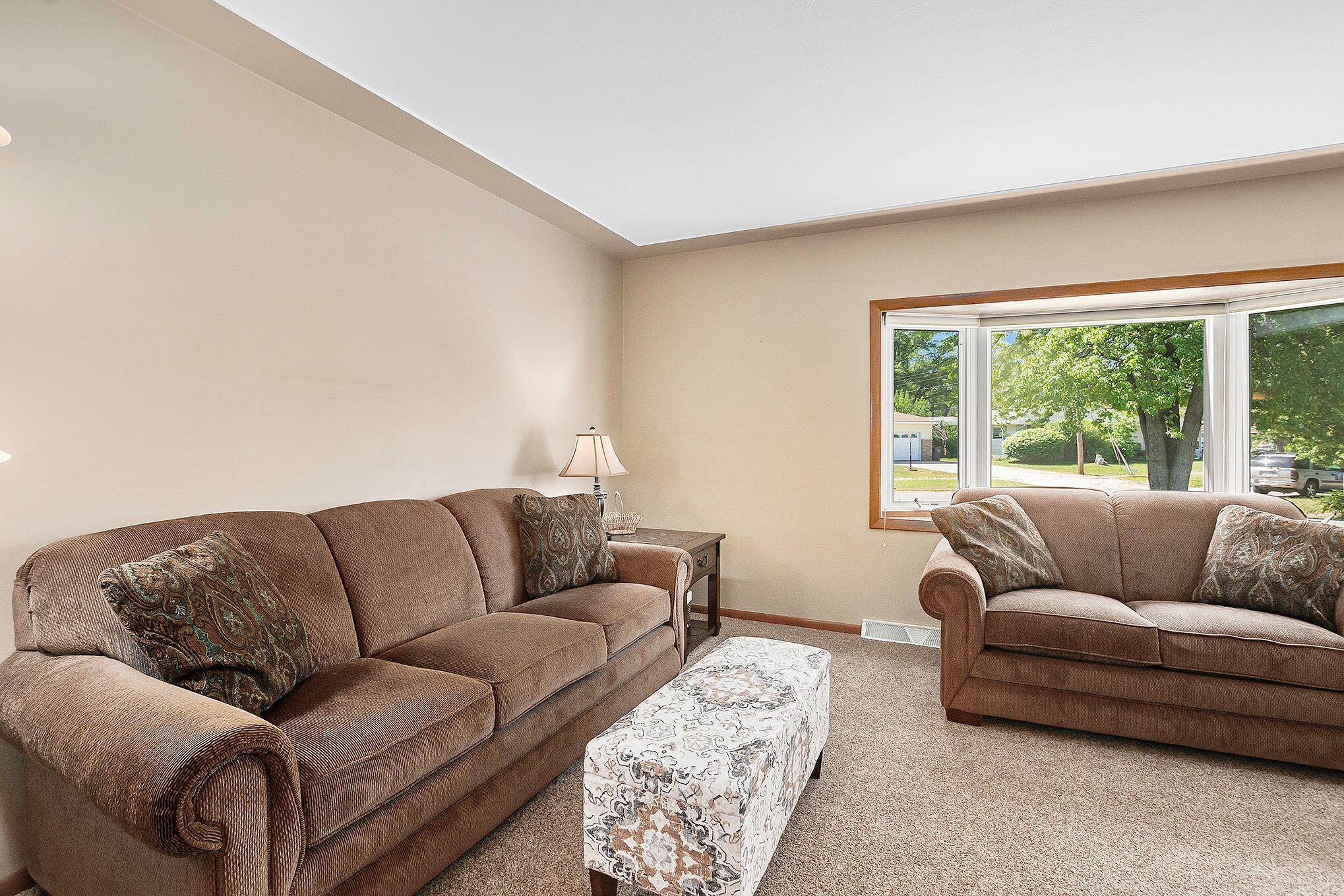 1467 Colonial Road Roosevelt Park, MI 49441 - Photo 7 of 41 1467 5