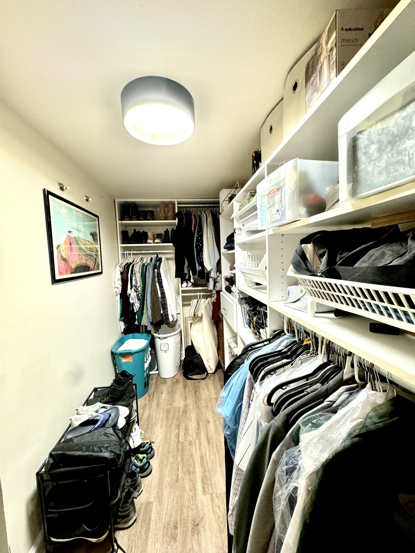 651 West Sheridan Road, Unit 3C Chicago, IL 60613 - Photo 15 of 19