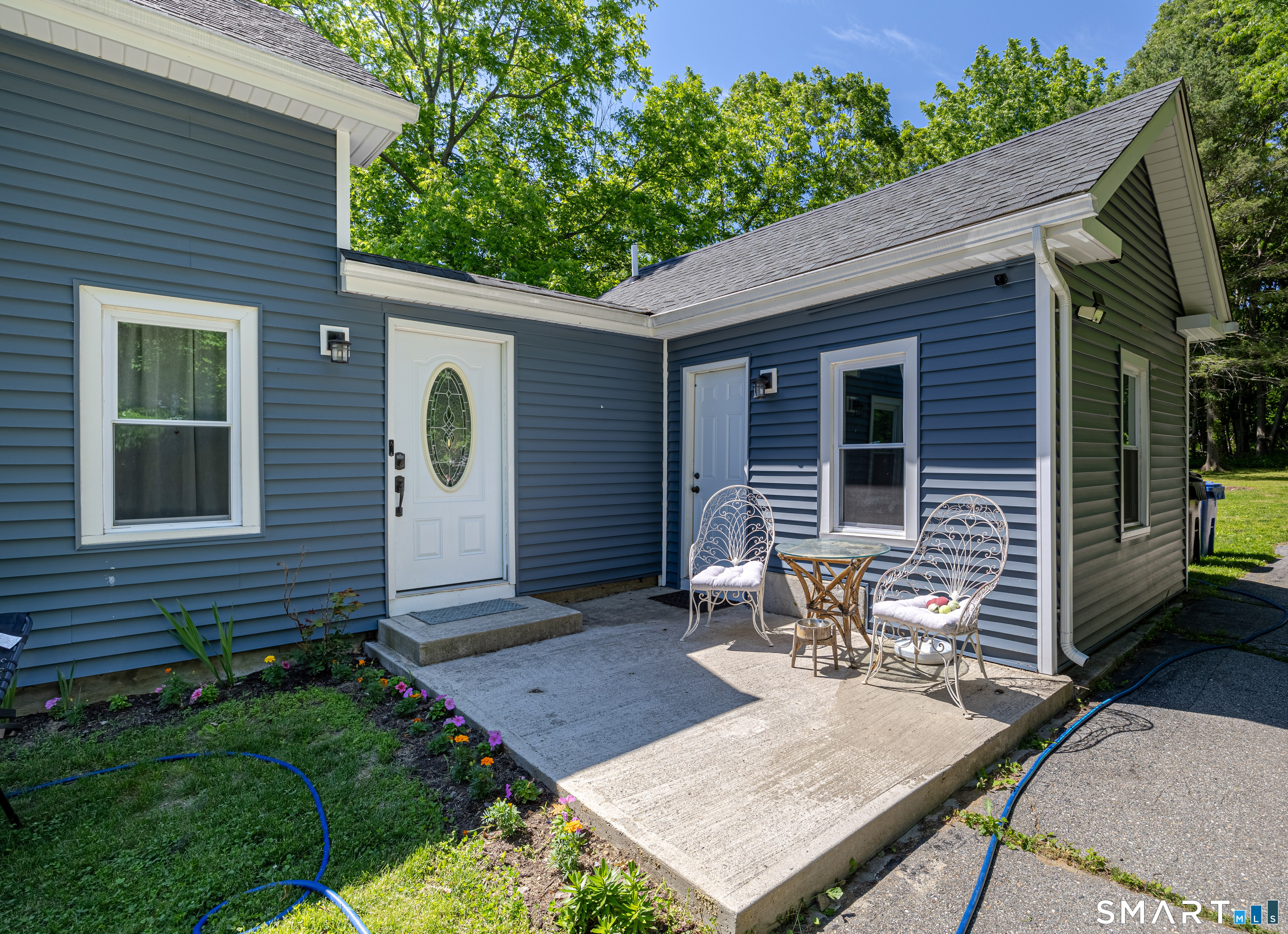 1414 Hartford Pike Killingly, CT 06243 - Photo 4 of 20
