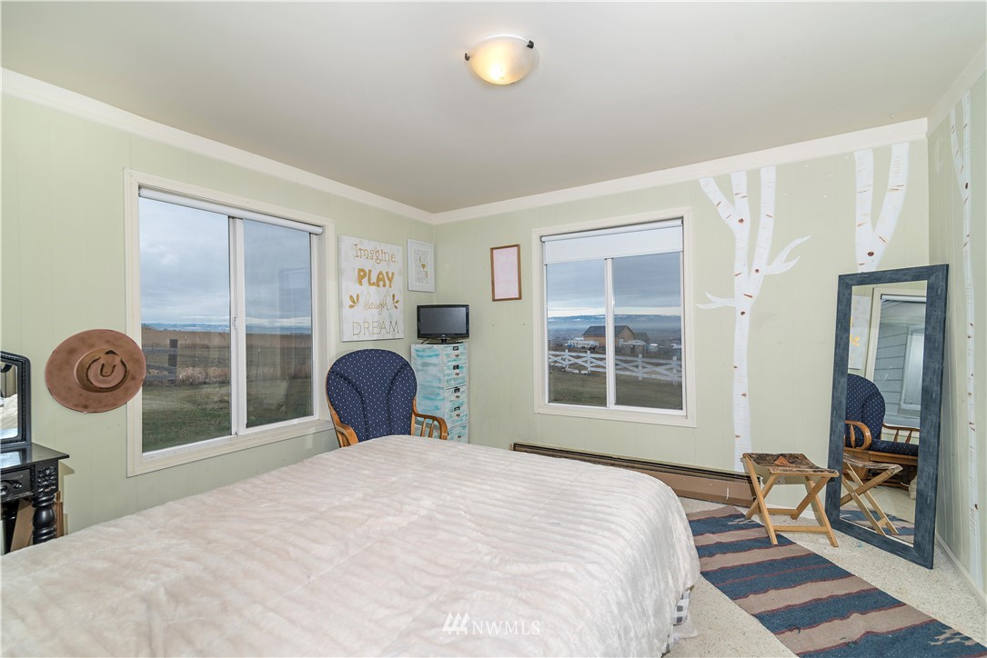 1461 Harold Road Ellensburg, WA 98926 - Photo 15 of 28 Gallery Image 15