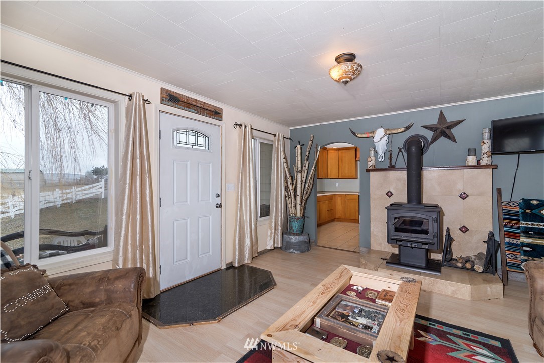 1461 Harold Road Ellensburg, WA 98926 - Photo 8 of 28 Gallery Image 8