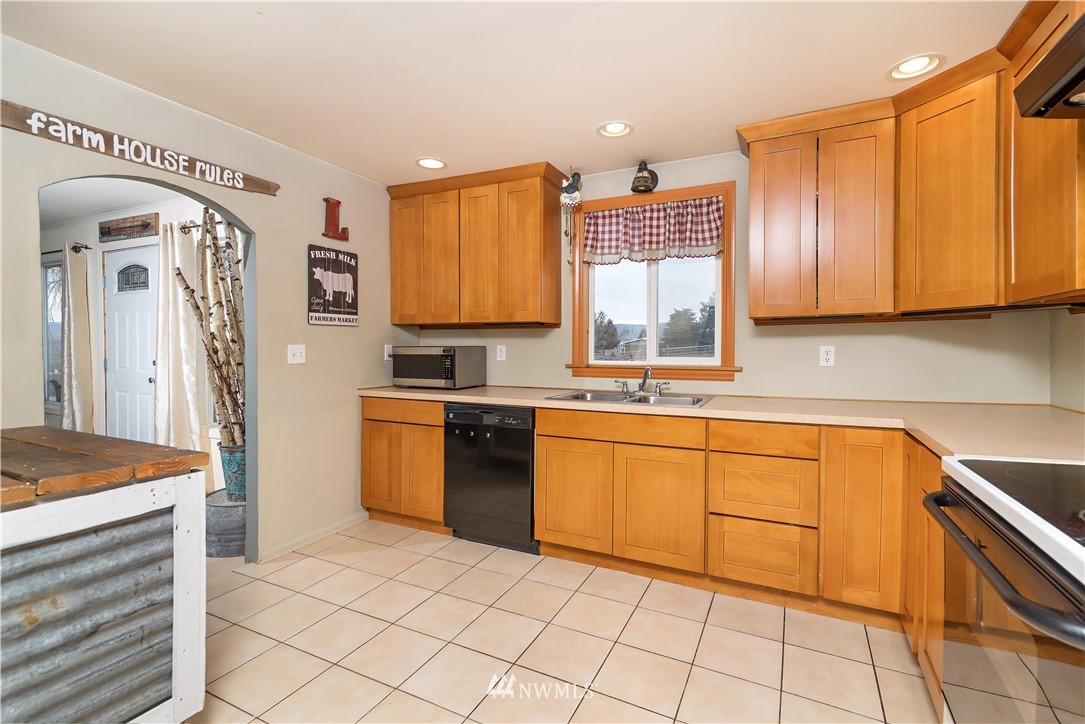 1461 Harold Road Ellensburg, WA 98926 - Photo 10 of 28 Gallery Image 10