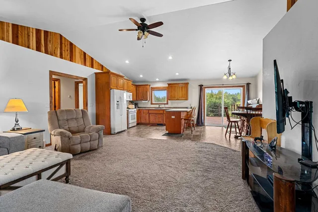 $599,900 | W5611 Gravelly Brook Road, Porterfield, WI 54159