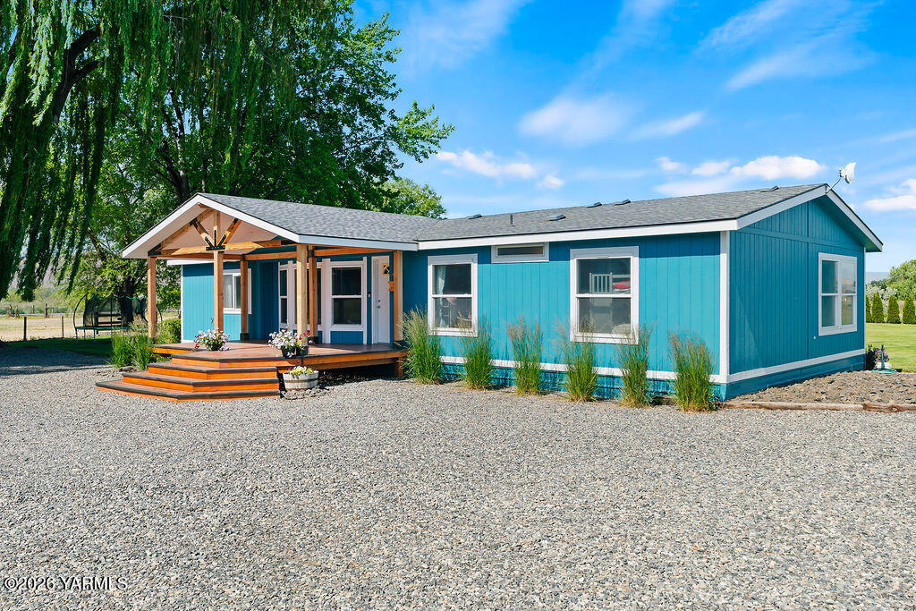 4421 Bell Road Yakima, WA 98901 - Photo 2 of 44 4421BellRd-3