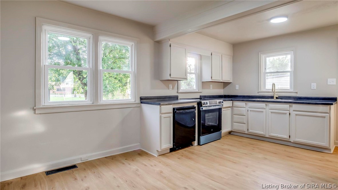 921 Valley View Road New Albany, IN 47150 - Photo 15 of 37 Gallery Image 15