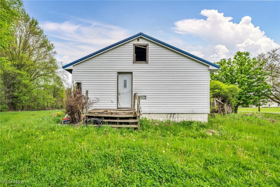 42744 Webster Road Lagrange, OH 44050 - Photo 1 of 6 Gallery Image 1