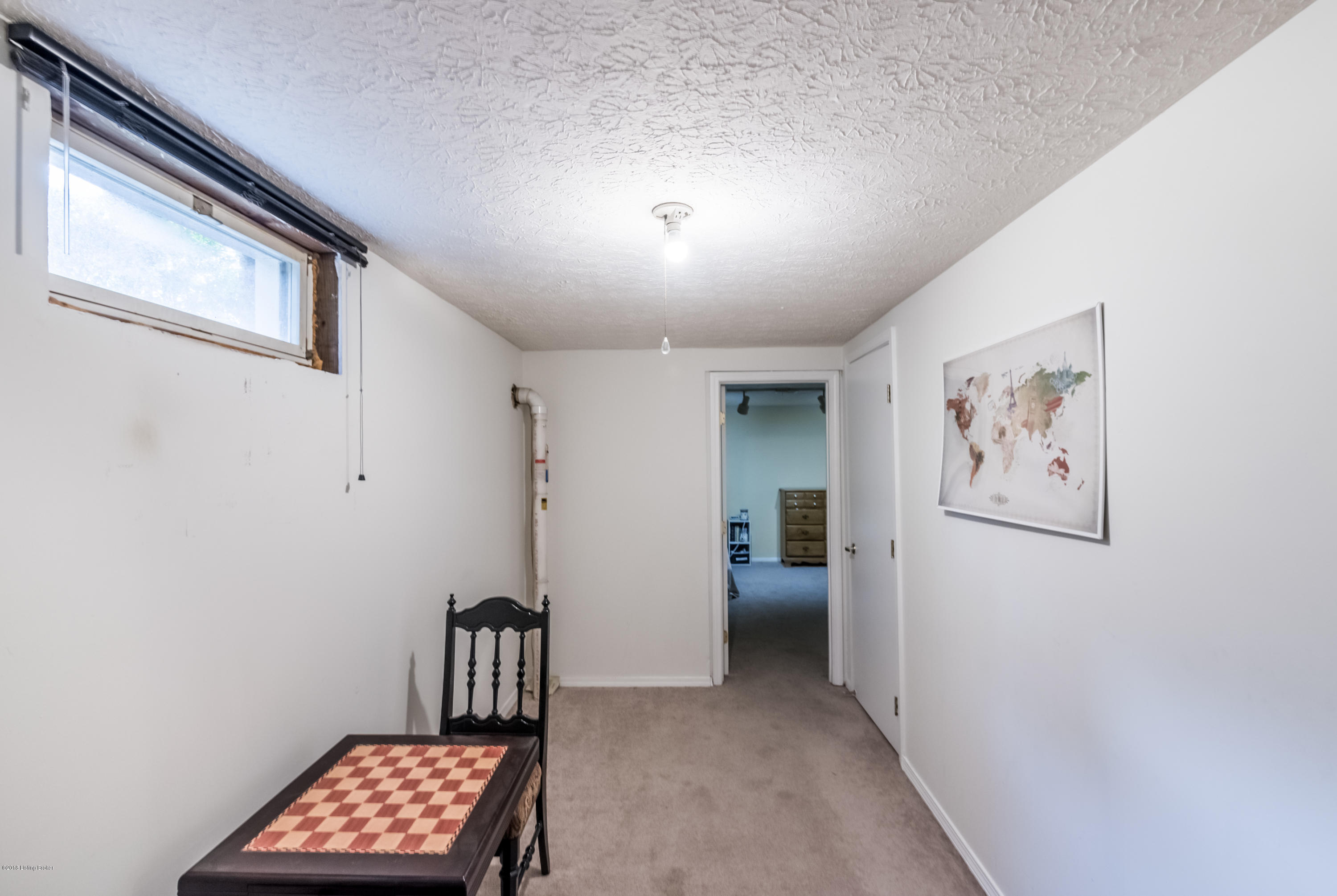 8810 Charing Cross Road Louisville, KY 40222 - Photo 22 of 47 8810 Charing Cross Rd Lville-17