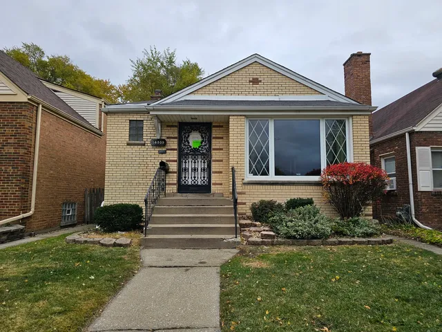 $71,900 | 14309 S Lane, Riverdale, IL 60827