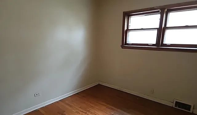 $71,900 | 14309 S Lane, Riverdale, IL 60827